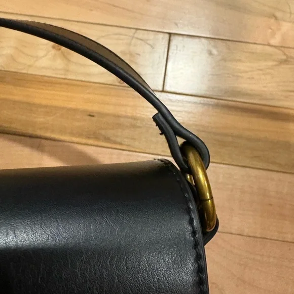 BUCKLE SHOULDER BAG - Picture 9 of 16